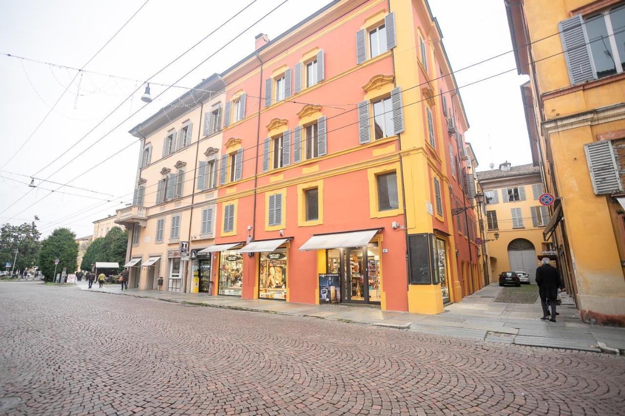 Modena Centro Junior Suite Exteriör bild